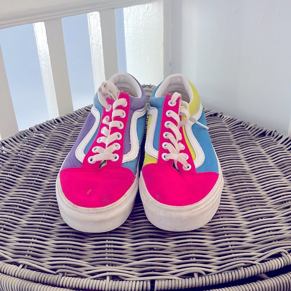 Girls multicolor vans
